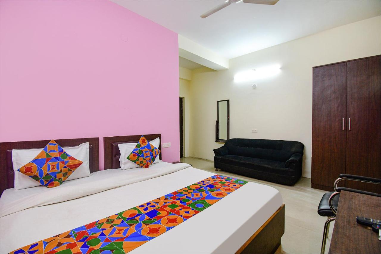 Fabexpress Sr Hotel Barang Exterior photo