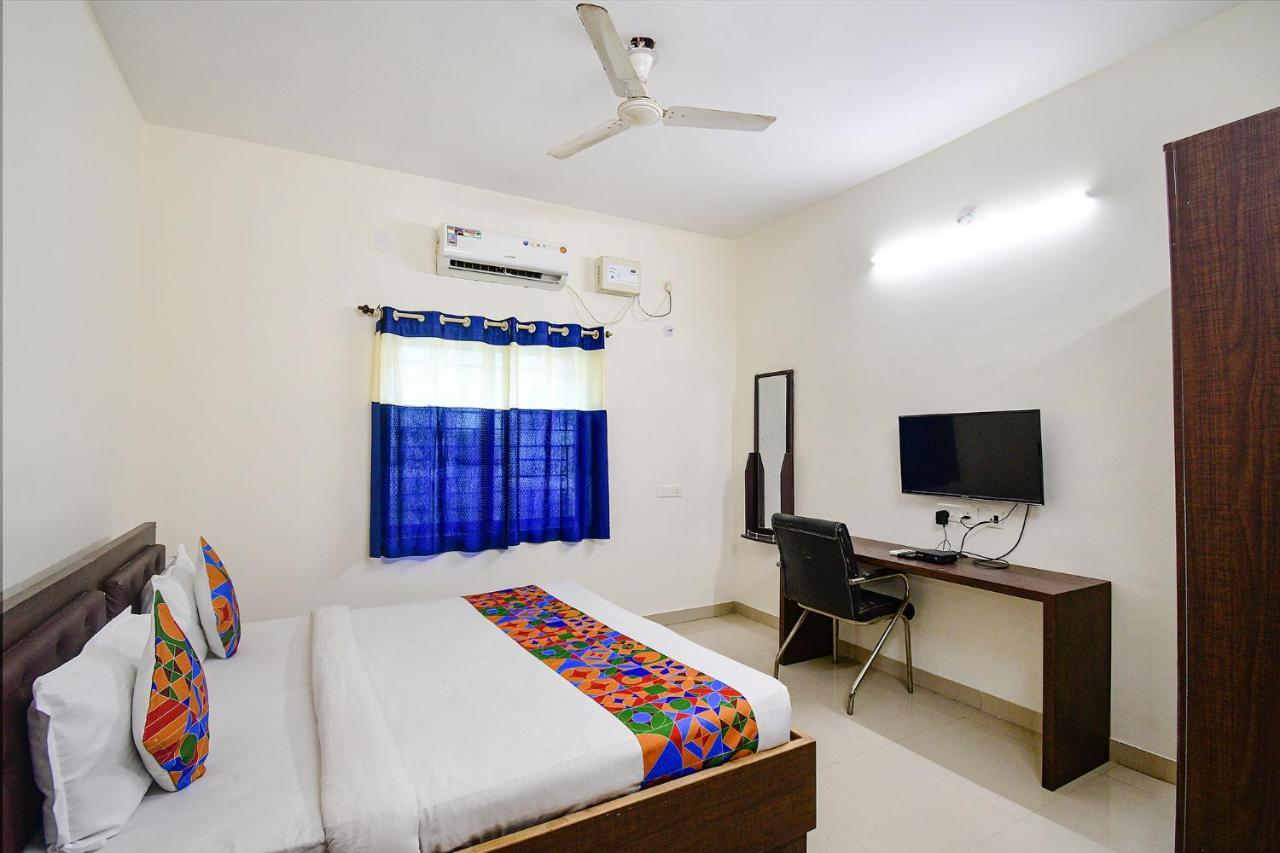 Fabexpress Sr Hotel Barang Exterior photo